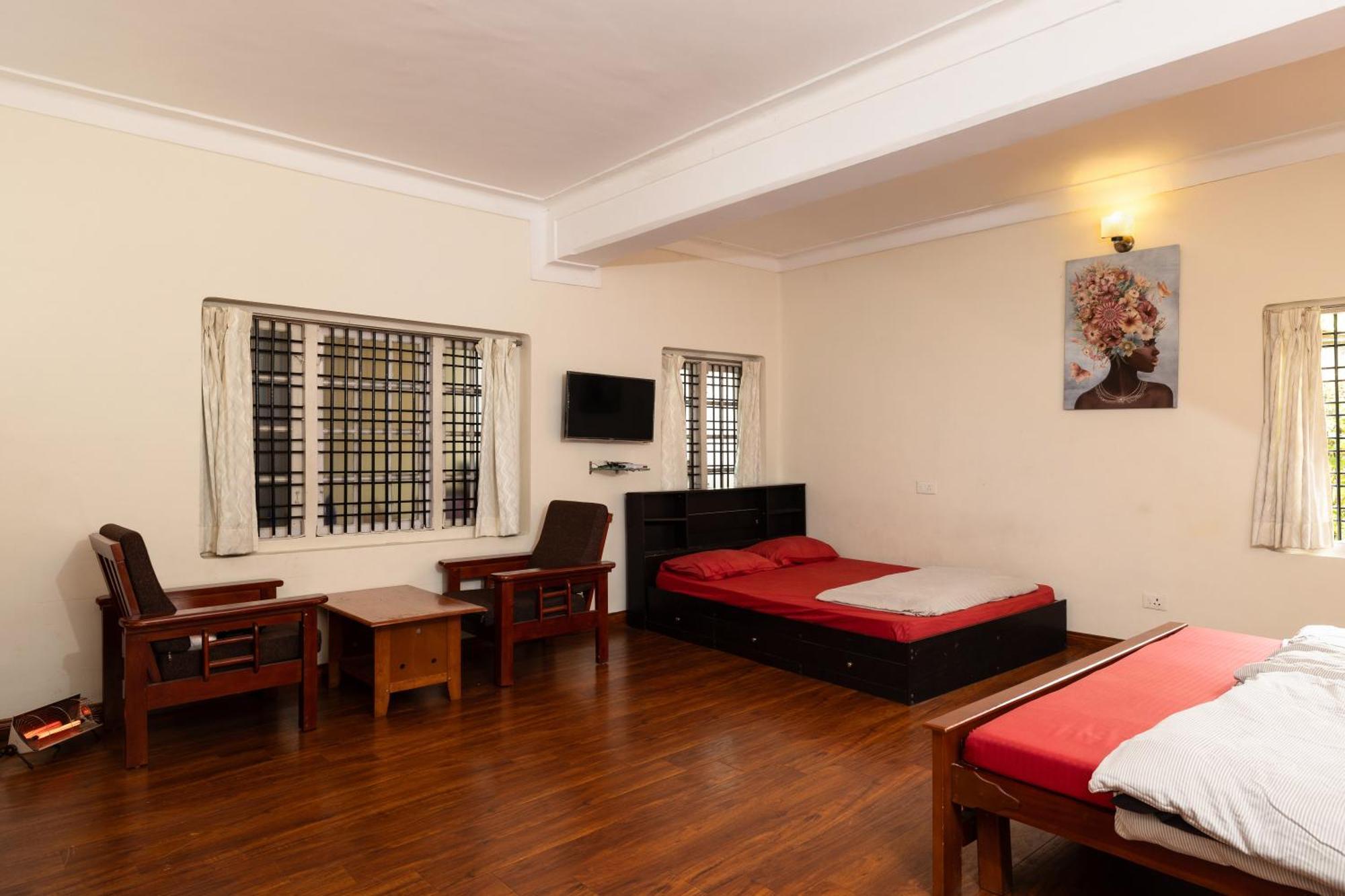 Colonels Inn Ооти Екстериор снимка
