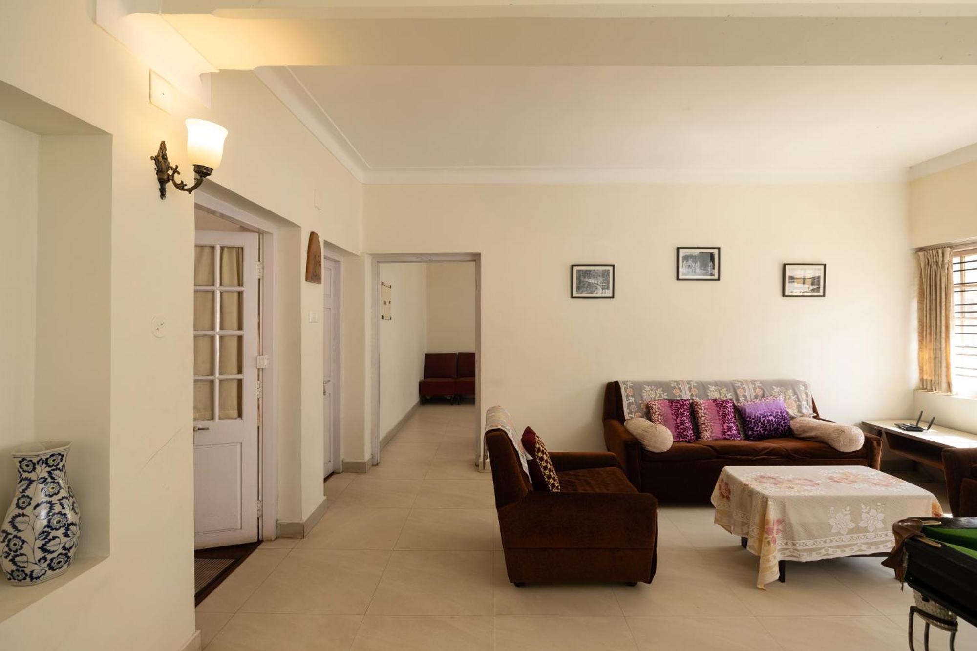 Colonels Inn Ооти Екстериор снимка